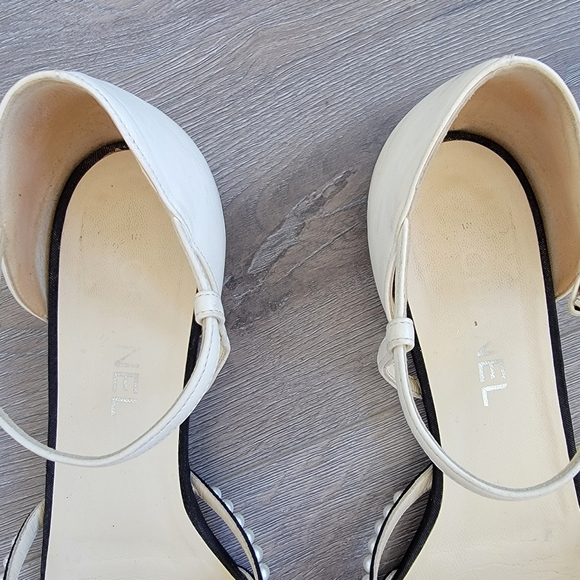 Chanel Rome 2016 pearl pointed toe ballet flats 40 - Picture 3 of 16